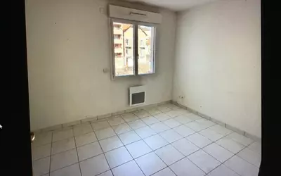 Gap (05000)