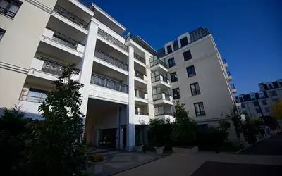 Clamart (92140)