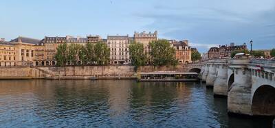 Location appartement studio Paris 1er