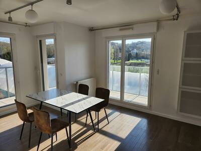 Location appartement 4 pièces Rueil-Malmaison (92500)
