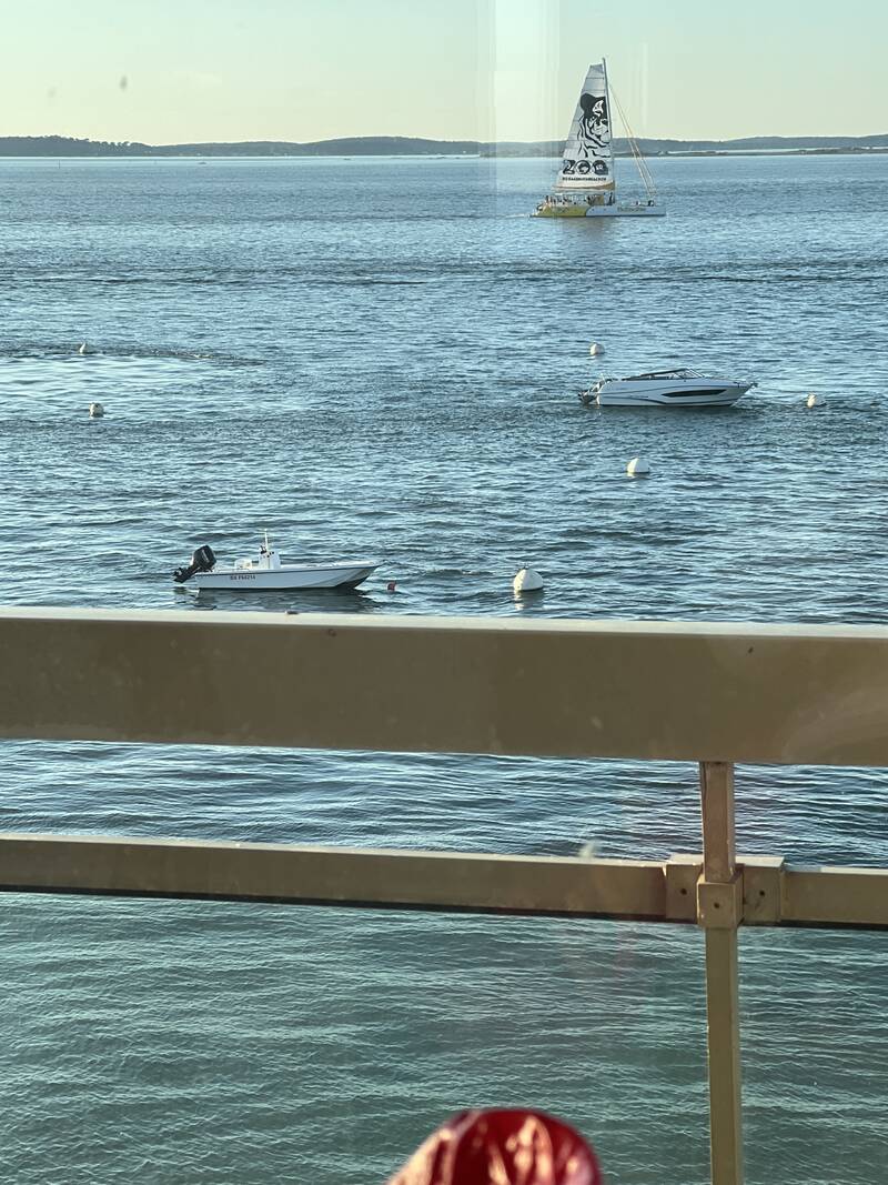 Arcachon- Face À La Mer