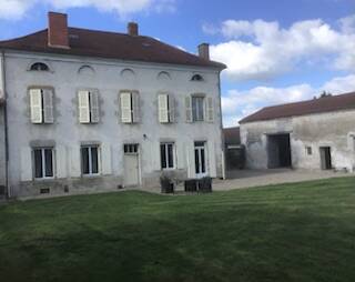 Charroux (03140)