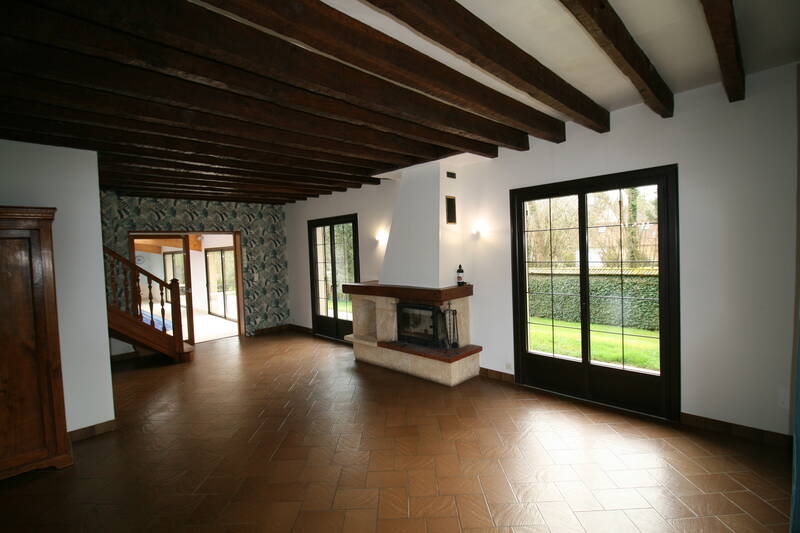 Acquigny (27400)