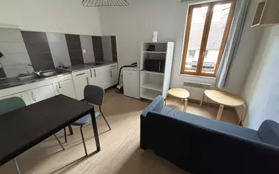 Joigny (89300)
