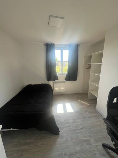 Location chambre en colocation 4 pièces Sainte-Geneviève-des-Bois (91700)