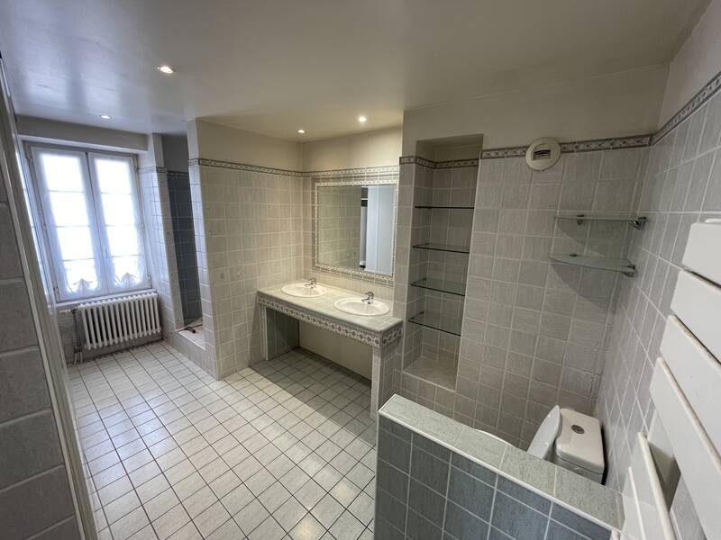 Nanterre (92000)