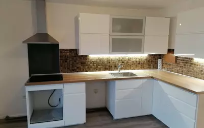 Fréjus (83600)