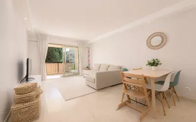 Mougins (06250)