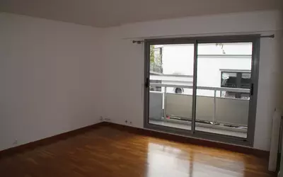 Issy-Les-Moulineaux (92130)