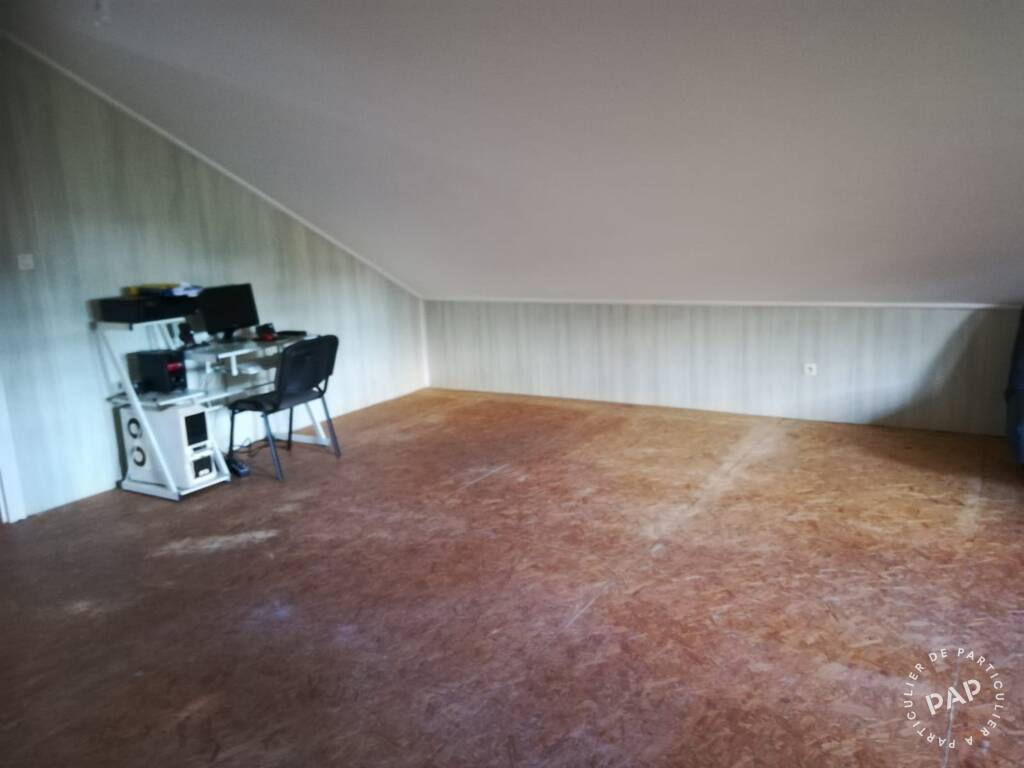 Immobilier Saint-Denis 1.700&nbsp;&euro; 120&nbsp;m²