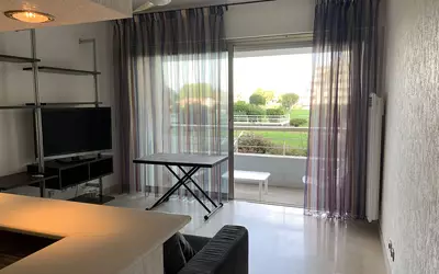 Villeneuve-Loubet (06270)