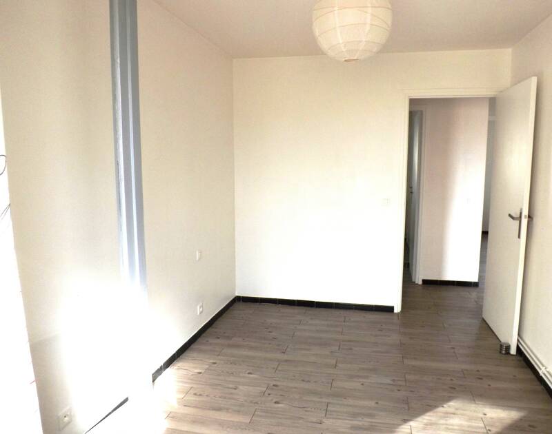 - 161 M² Au Sol
