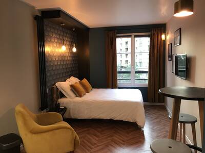 Location appartement studio Courbevoie (92400)