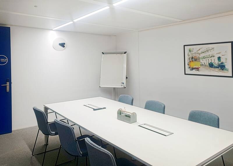 Bureaux, local professionnel Paris 13E - 20&nbsp;m² - 1.779&nbsp;&euro;