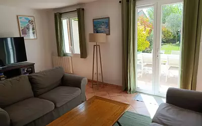 Pertuis (84120)