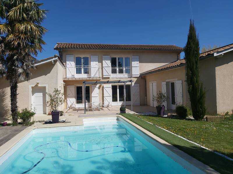 Tramoyes (01390)