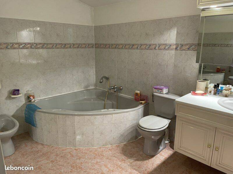 Valderoure (06750)