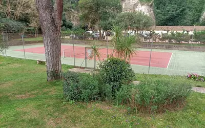 Nîmes (30000)