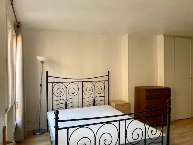 Paris 3E