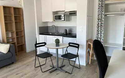 Nantes (44000)