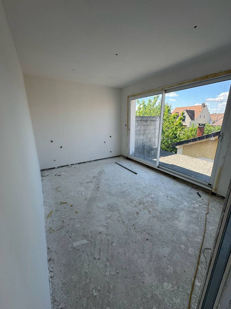 Roissy-En-Brie (77680)