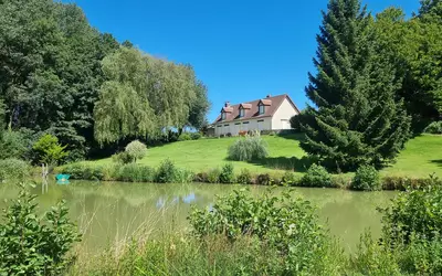 Saint-Hilaire-Le-Châtel (61400)