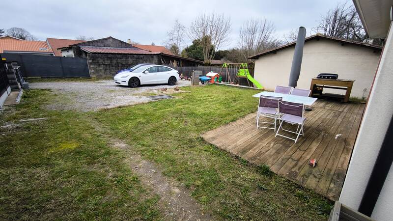 Salles (33770)-Avec Belle Suite Parentale Et Panneaux Solaires-