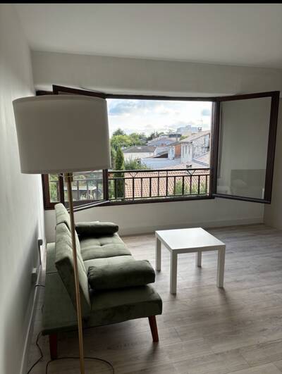 Location appartement studio Bordeaux (33)