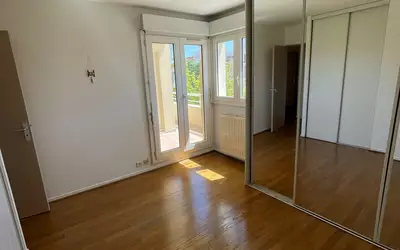 Villeneuve-La-Garenne (92390)