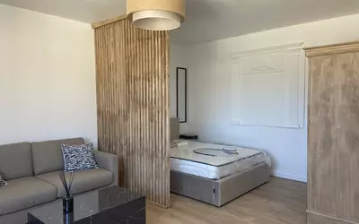 Angers (49000)