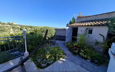 Fréjus (83600)