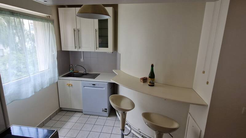 Puteaux (92800)