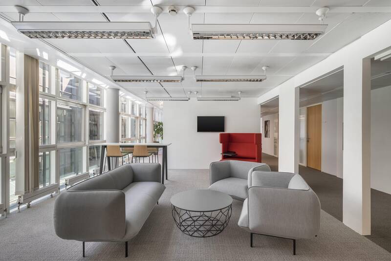 Bureaux, local professionnel Bobigny - 5&nbsp;m² - 149&nbsp;&euro;