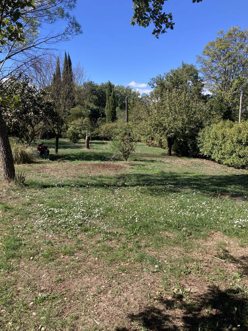 Sainte-Anastasie-Sur-Issole (83136)