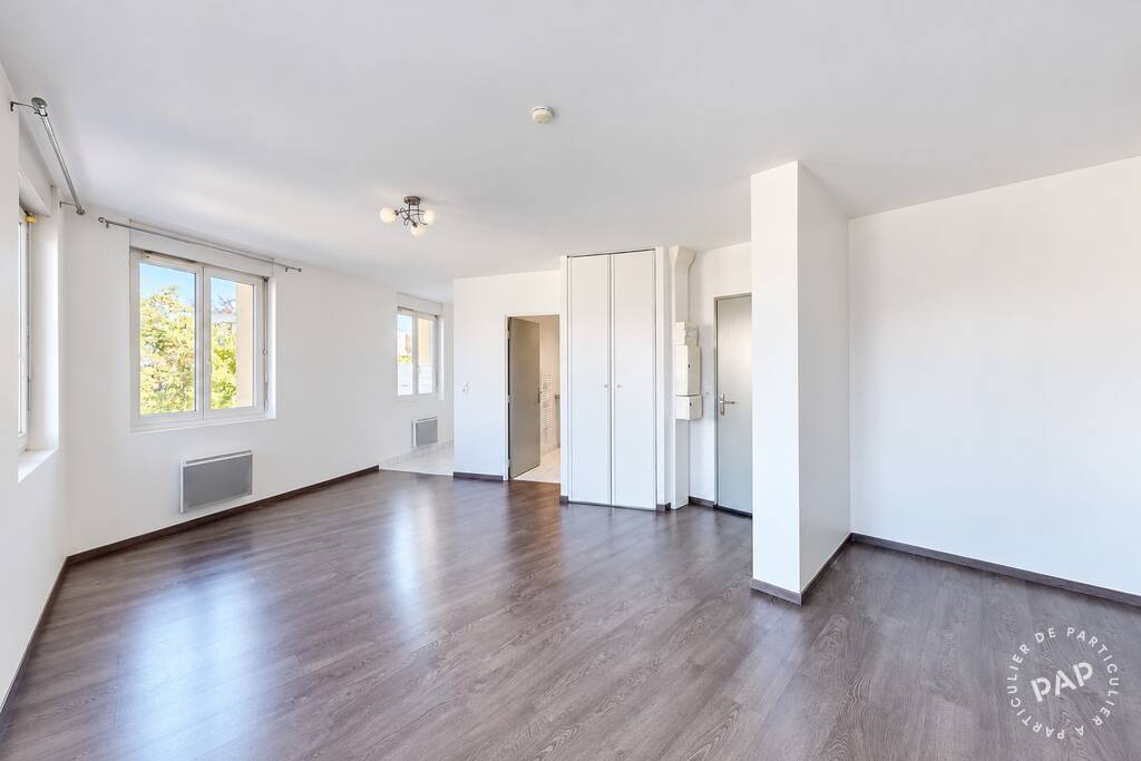 Appartement 1 pièce 37 m² · à Saint-Cyr-l'École · 36,8 m² · 175 000 €