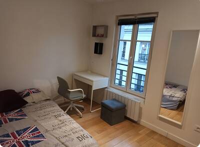 Location appartement studio Paris 9e