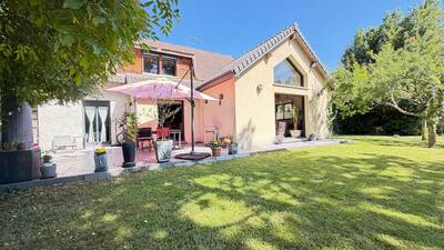 Vente maison 10 pièces Les Essarts-le-Roi (78690)
