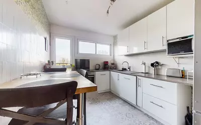 Les Ulis- Bel Appartement Traversant Avec Parking-