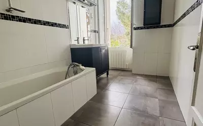 Romans-Sur-Isère (26100)