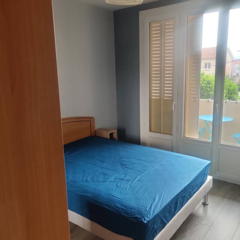 Valence (26000)