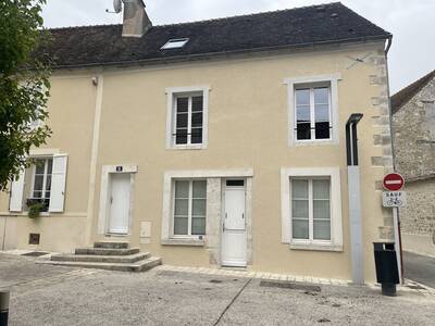 Vente maison 4 pièces Château-Landon (77570)