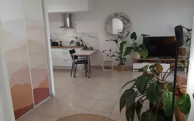 Fréjus (83600)