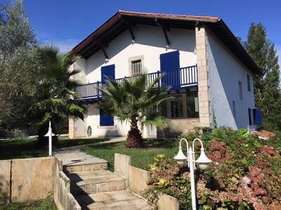 Location maison 6 pièces Saint-Jean-de-Luz (64500)