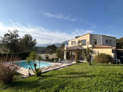 Vente maison 5 pièces Roquefort-les-Pins (06330)
