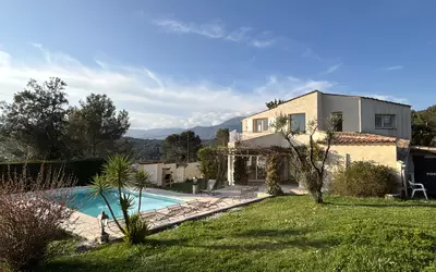 Roquefort-Les-Pins (06330)