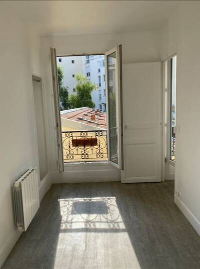 Location appartement studio Issy-les-Moulineaux (92130)