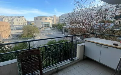 Issy-Les-Moulineaux (92130)