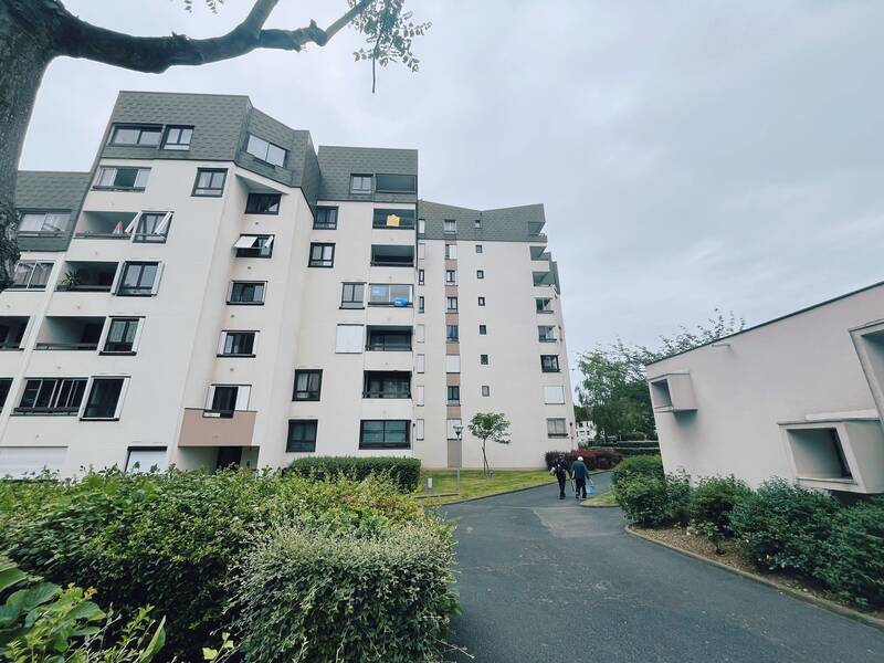 Champs-Sur-Marne (77420)