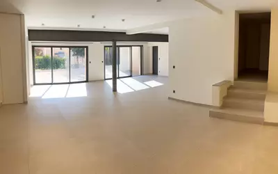 Maison 8 pièces 157 m² · à Carnoux-en-Provence · 157 m² · 1 250 000 €