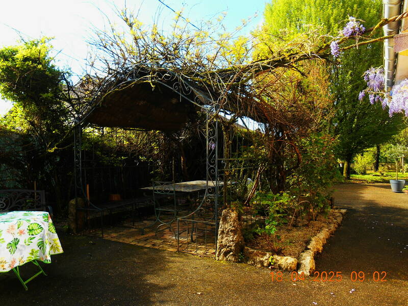 Ambronay (01500)